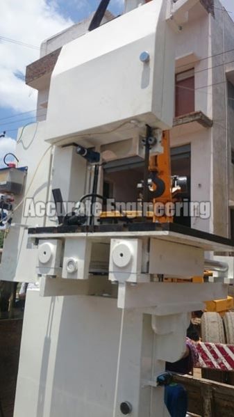 Vertical Bandsaw Machine 02