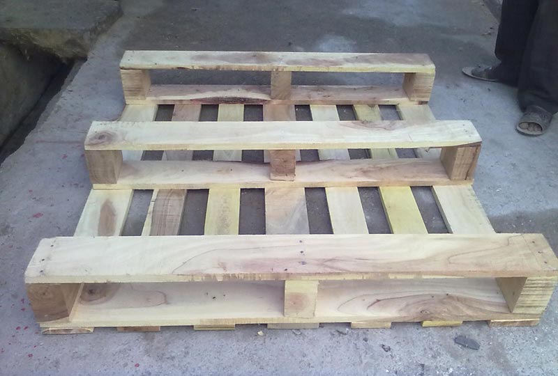 Wooden Pallets 01