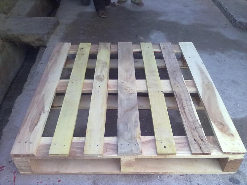 Wooden Pallets 02