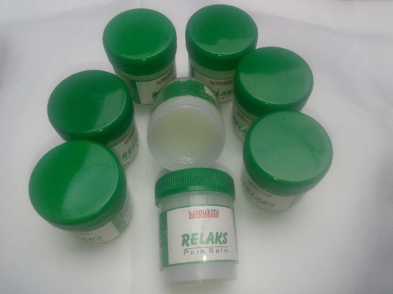 Herbal Pain Balm 02