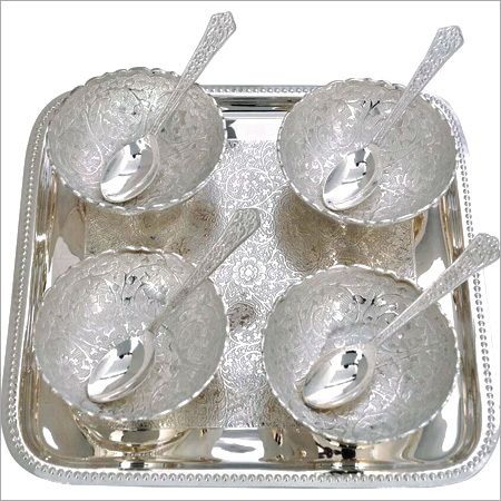 Silver Plated 4 Bowl & Tray Set 02