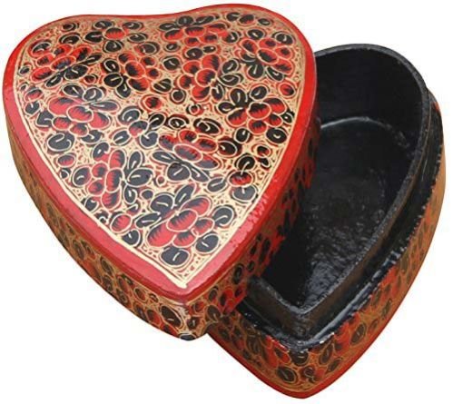 Paper Mache Box (C11)