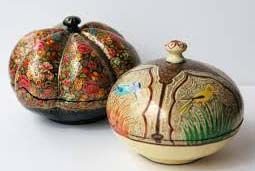 Paper Mache Box (C12)