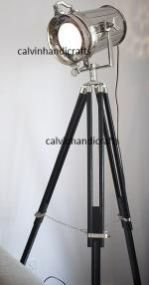 FOCUS NAUTICAL TRIPOD LAMP