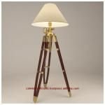 WOODEN TRIPOD LAMP