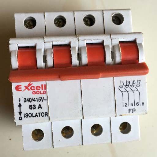 4 Pole Isolator