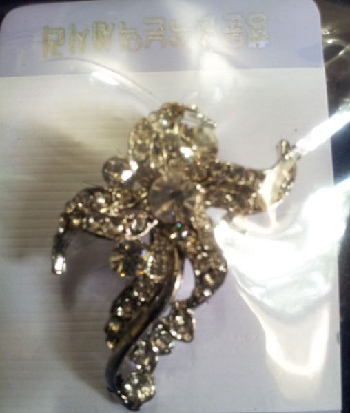 Imitation Brooch 07