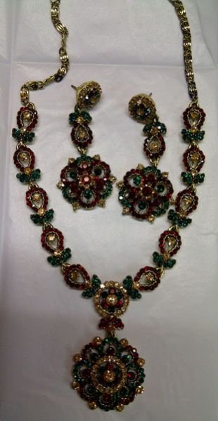 Imitation Necklace Set 19