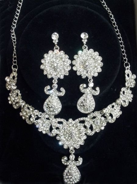 Imitation Necklace Set 32