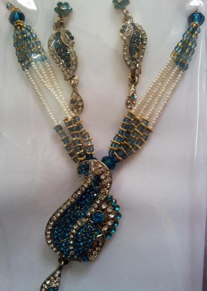 Imitation Pendant Set 02