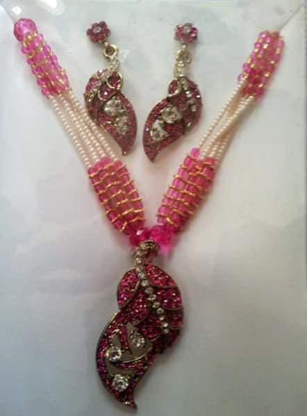 Imitation Pendant Set 03