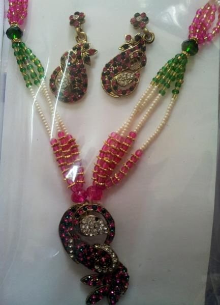 Imitation Pendant Set 04