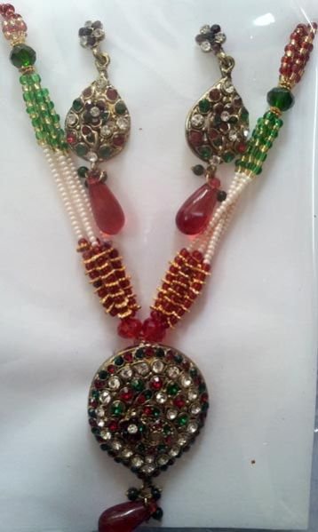 Imitation Pendant Set 11