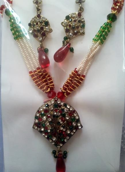 Imitation Pendant Set 12