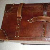 Vintage Leather Trunk 04