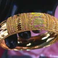 Fashion Bangle 02