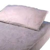  Non Woven Bed & Pillow Covers