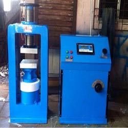 Compression Testing Machine 02