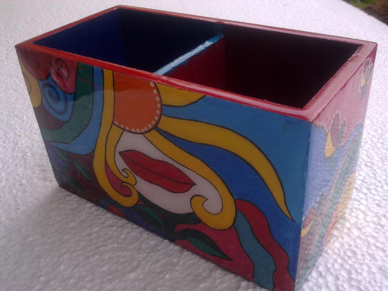 Hand Painted Pen Stand 05