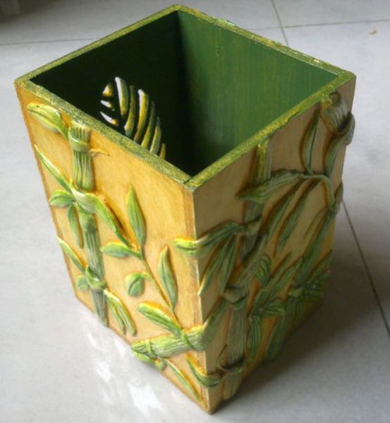 Hand Painted Pen Stand 09