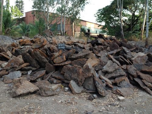 Pig Iron Scrap 02