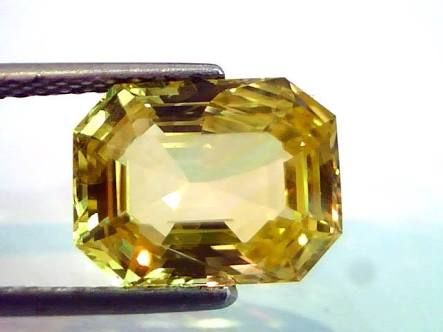 Yellow Sapphire Stone 01