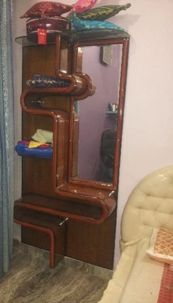 Dressing Table 02