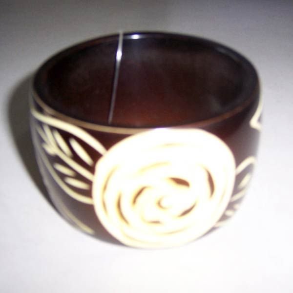Horn And Bone Bangle 02