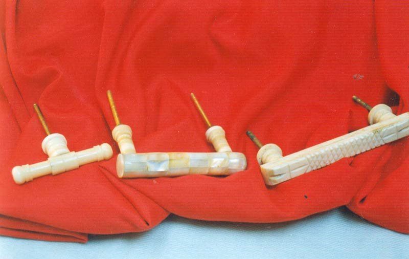 Horn and Bone Door Handle 07