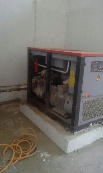 Used Air Compressor 03
