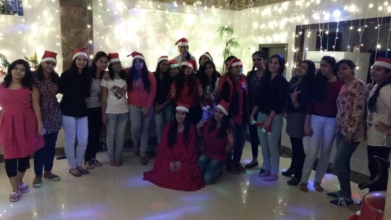 Girls Hostel Service 08