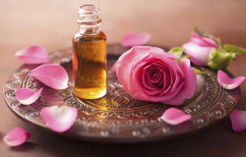 Rose Attar 02