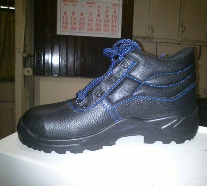 High Ankle Leather Shoes 02