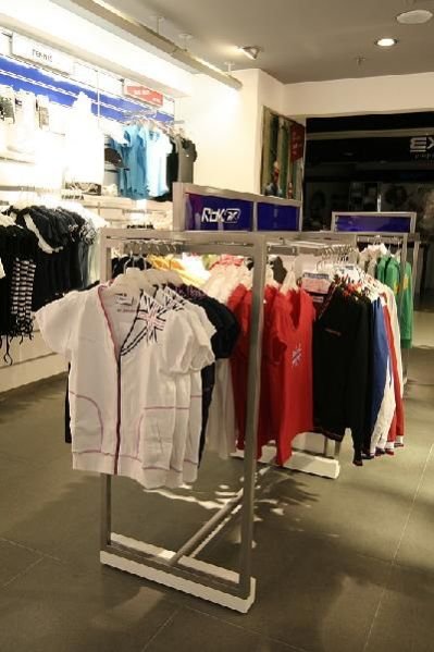 Metal Display Stand 05