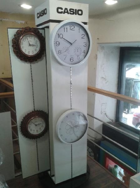 Revolving Clock Display Stand 02