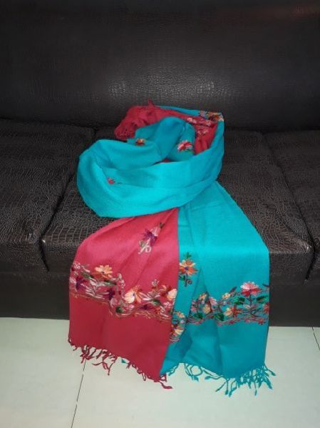 Embroidered Scarf 04