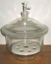 Desiccator with Lid Vacuum