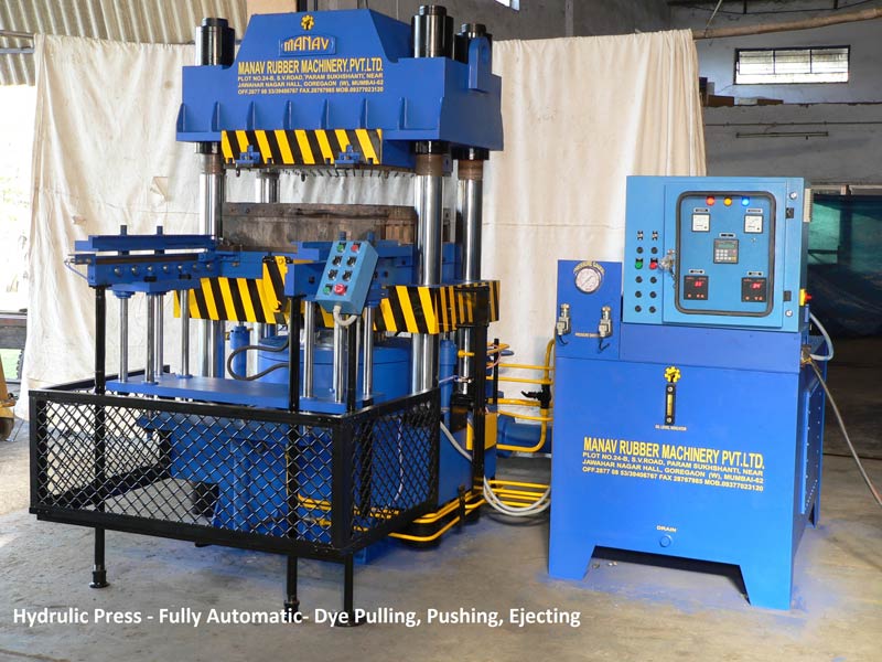 Fully automatic vacuum type rubber molding machine 01