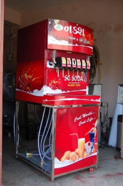 6+2 Soda Fountain Machine 03