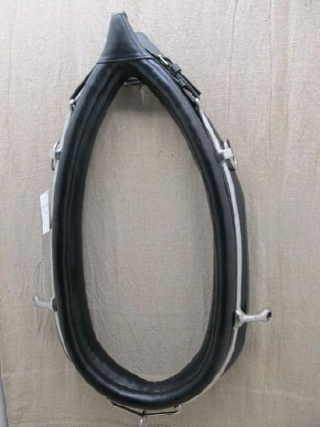 Horse Collar 04