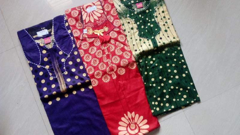 Ladies Night Gown 13