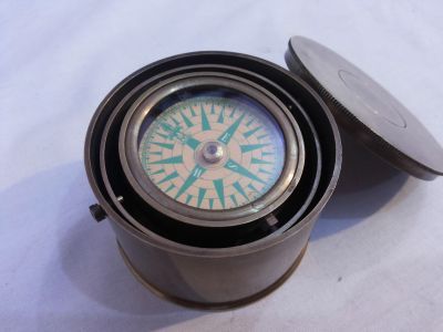 Antique Compass 01