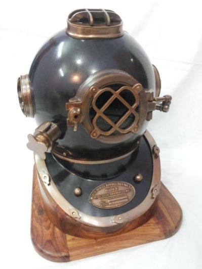 Antique Diving Helmet 02