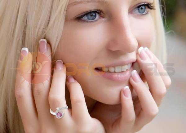 Ladies cz rings