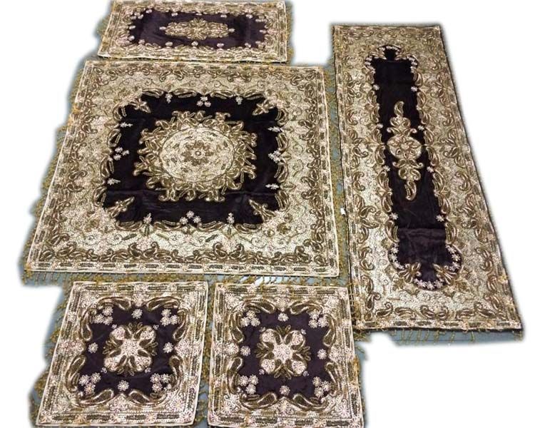 Velvel Table Cover 04