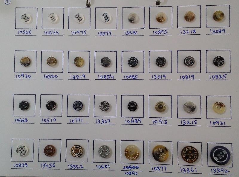 Engraved Buttons 05