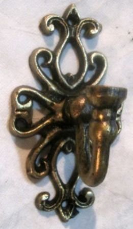 NS - 2008 Cast Iron Hook