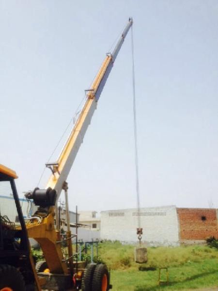 15 Ton Hydraulic Mobile Truck Crane 02