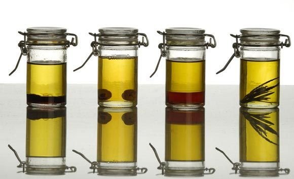 Himalayan Cedar Wood Oil 14