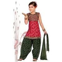 Girls Salwar Suit 03